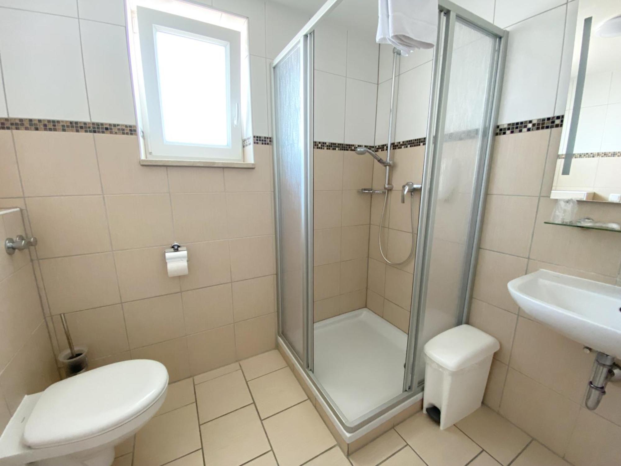 Sunny Hotel Щраубинг Екстериор снимка