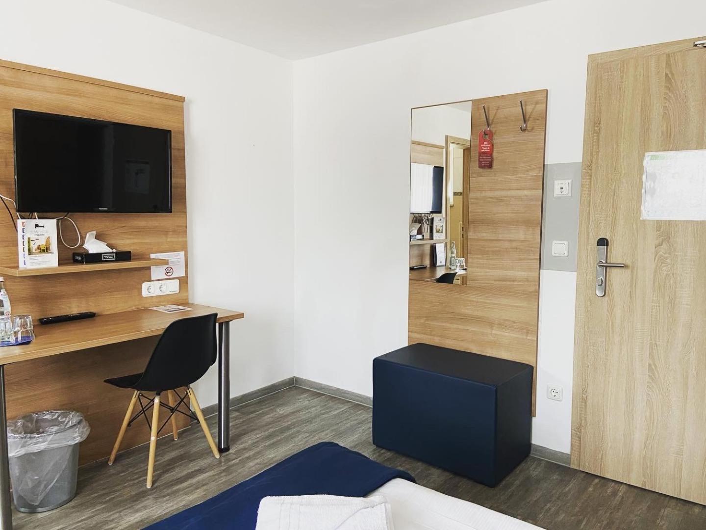 Sunny Hotel Щраубинг Екстериор снимка