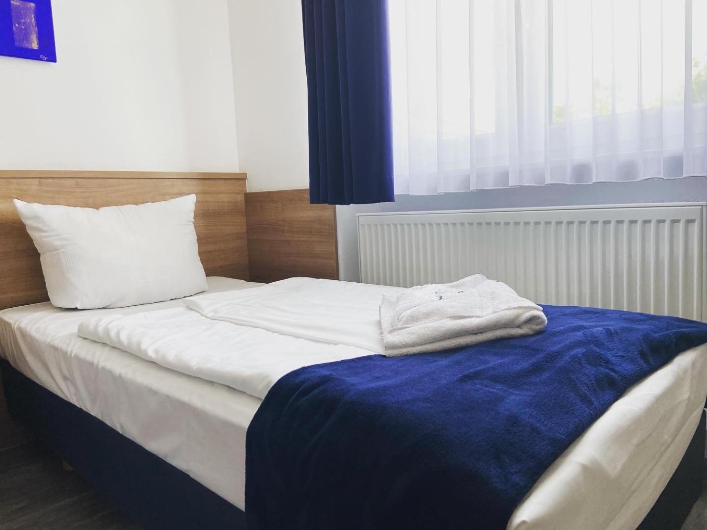 Sunny Hotel Щраубинг Екстериор снимка