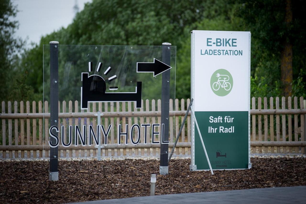 Sunny Hotel Щраубинг Екстериор снимка